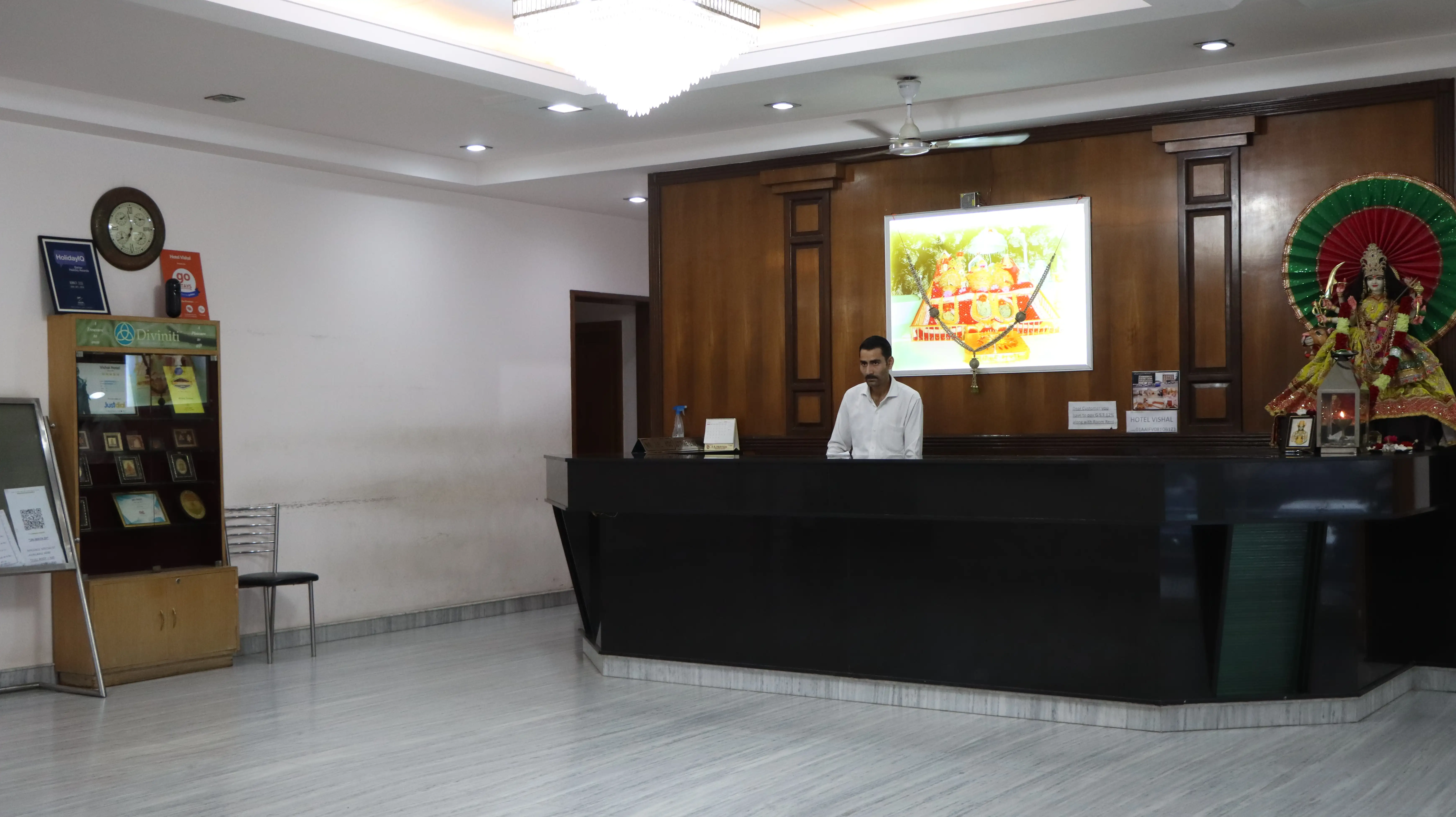 Reception Area 5